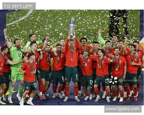 C罗期待世界杯荣耀皇马传奇冲击冠军巴萨巨星仍需耐心等待