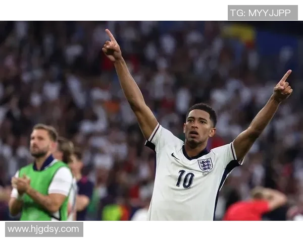 英超球队以巨额资金抢夺人才核心实力强大引发热议